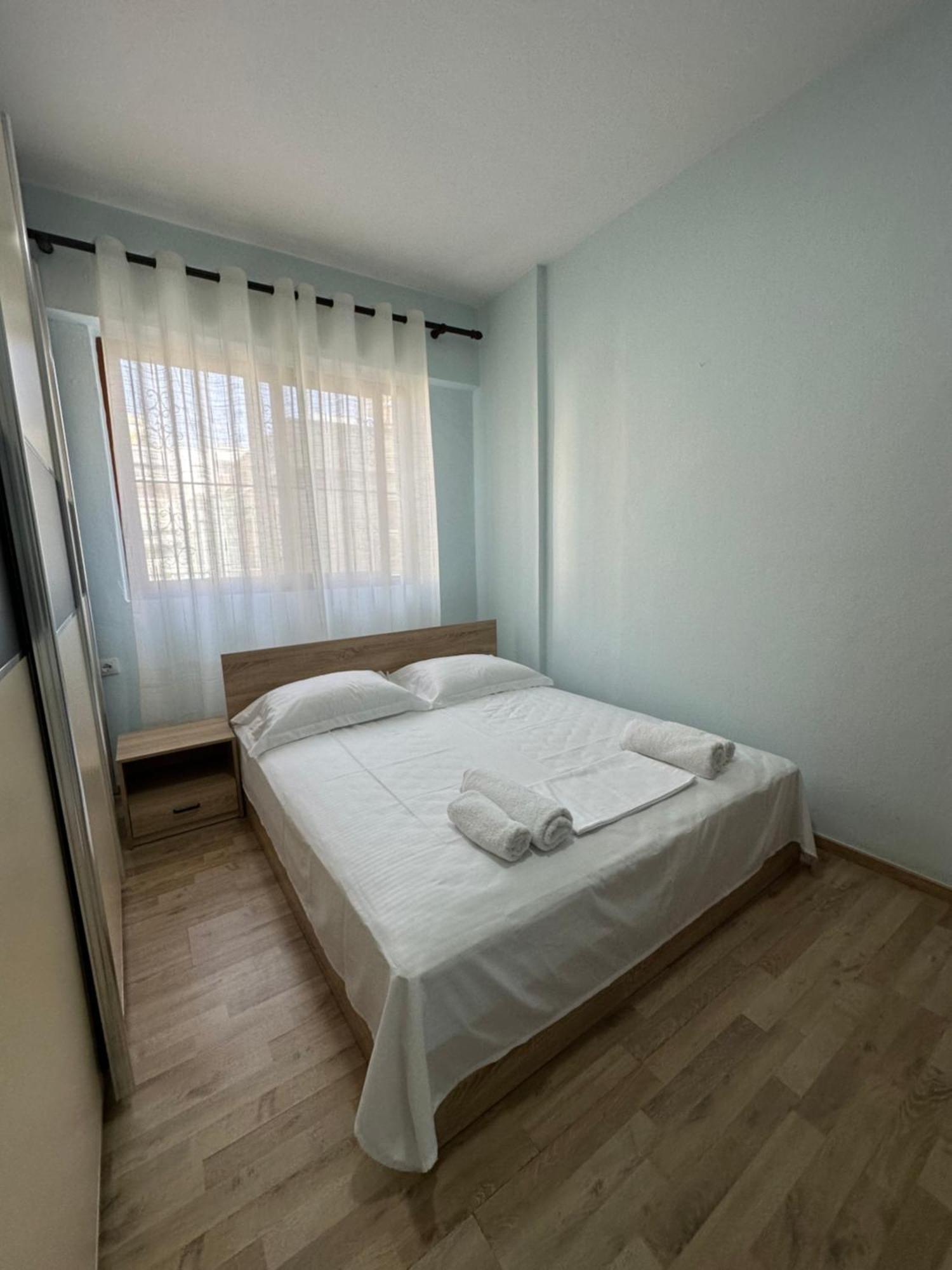 Vollga Apartment Durrës Esterno foto